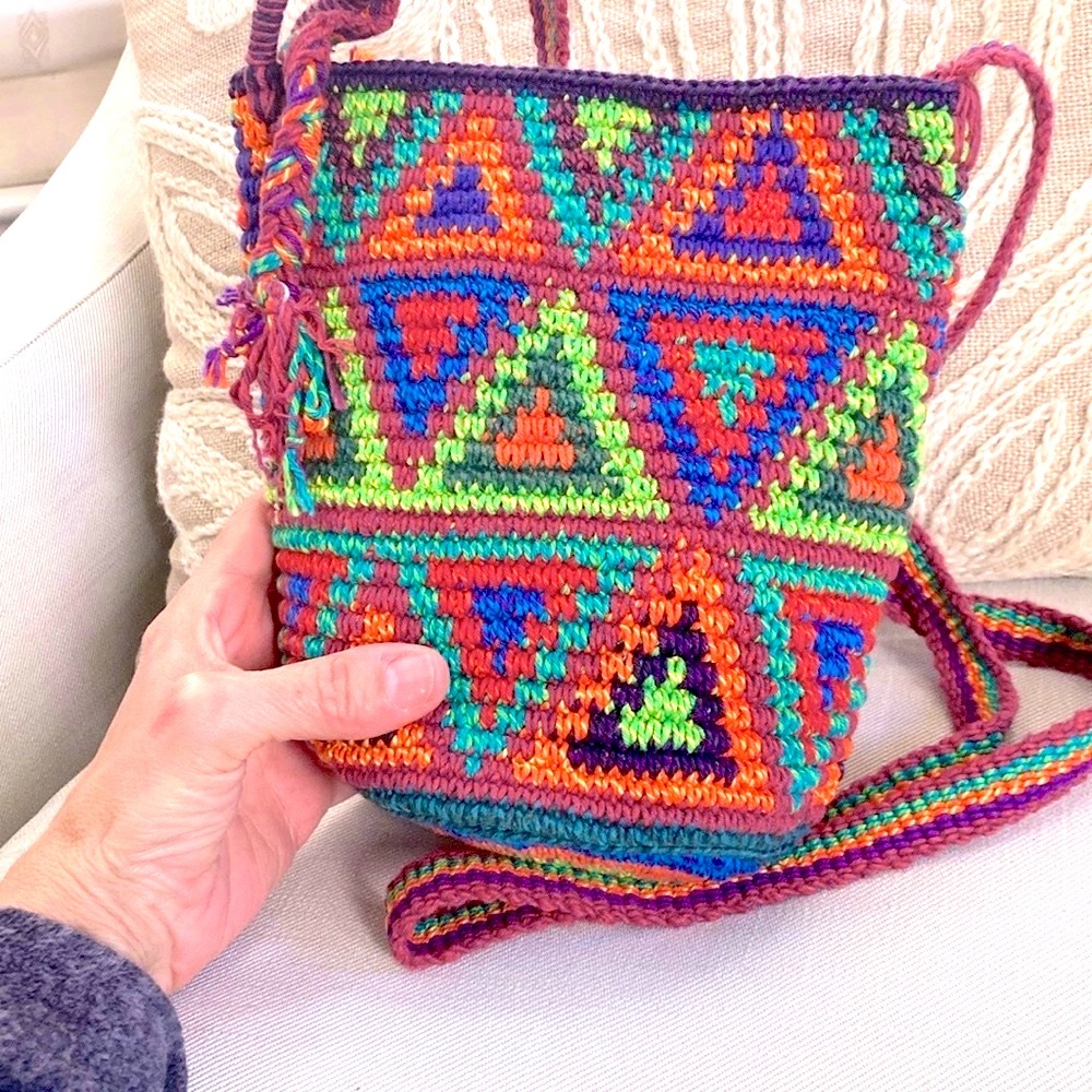 Woven mochila Cross-Body Shoulder Bag. EC small/medium